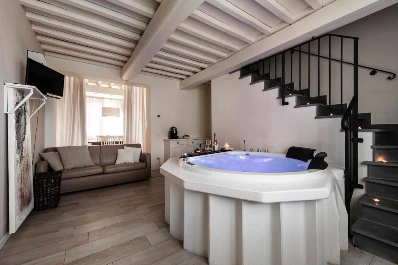 Apartamento Le Residenze Chianni Exterior foto